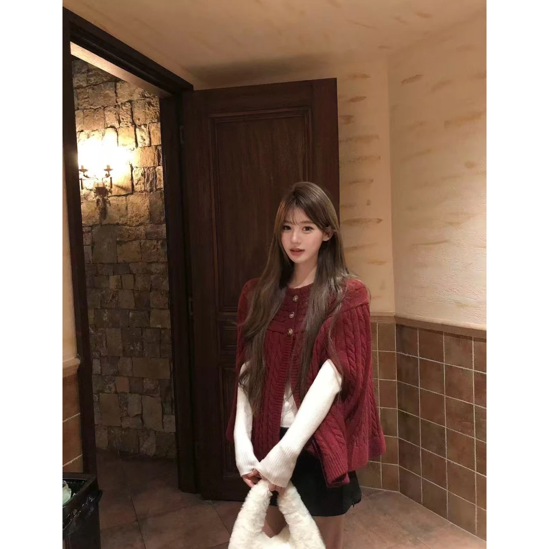 圣诞红色麻花披肩斗篷毛衣外套女秋冬季慵懒气质宽松针织开衫上衣