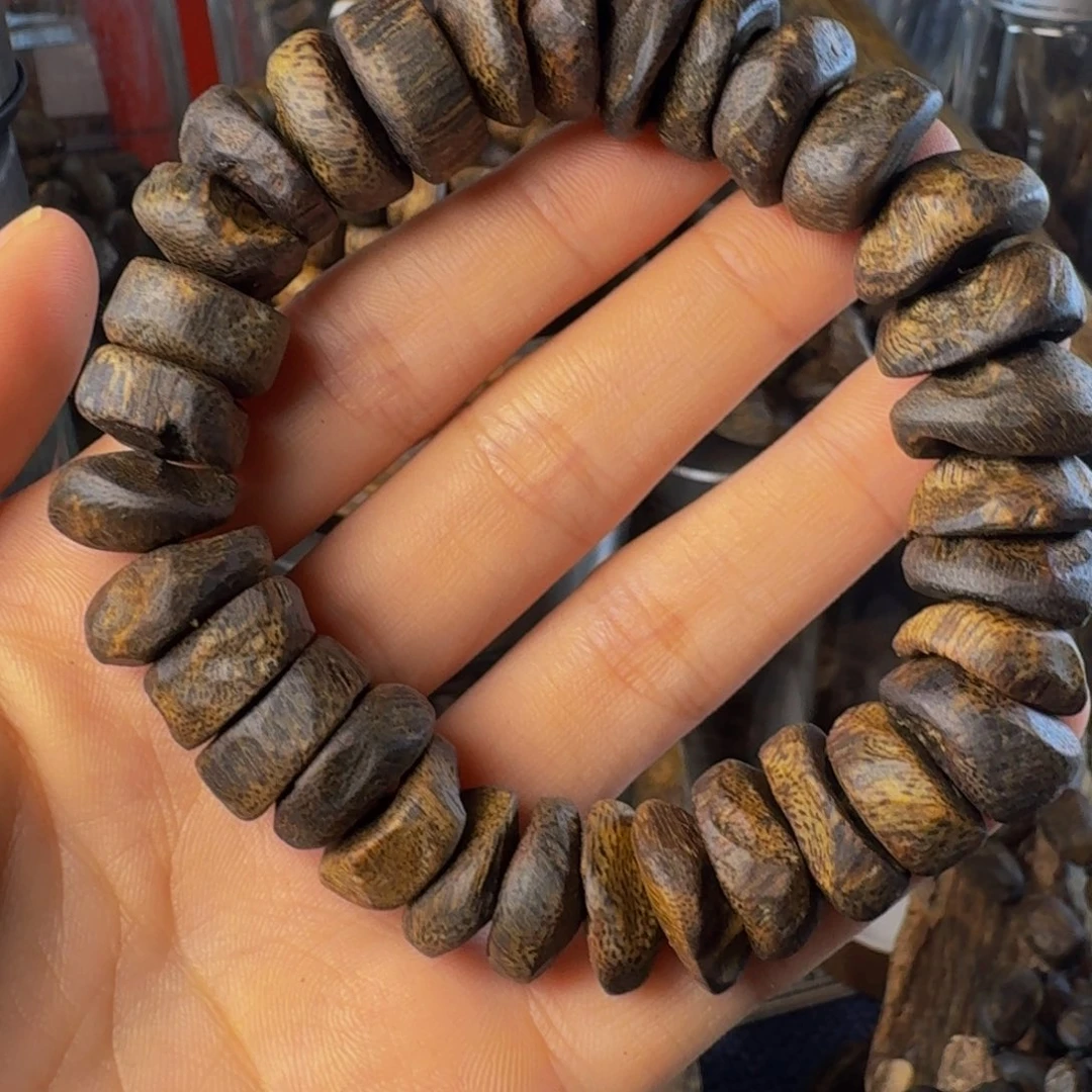 小***贝沉香碎屑沉香沉水壳子28