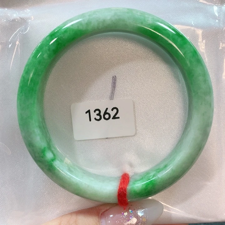 翡翠手镯未镶嵌天然翡翠手镯57