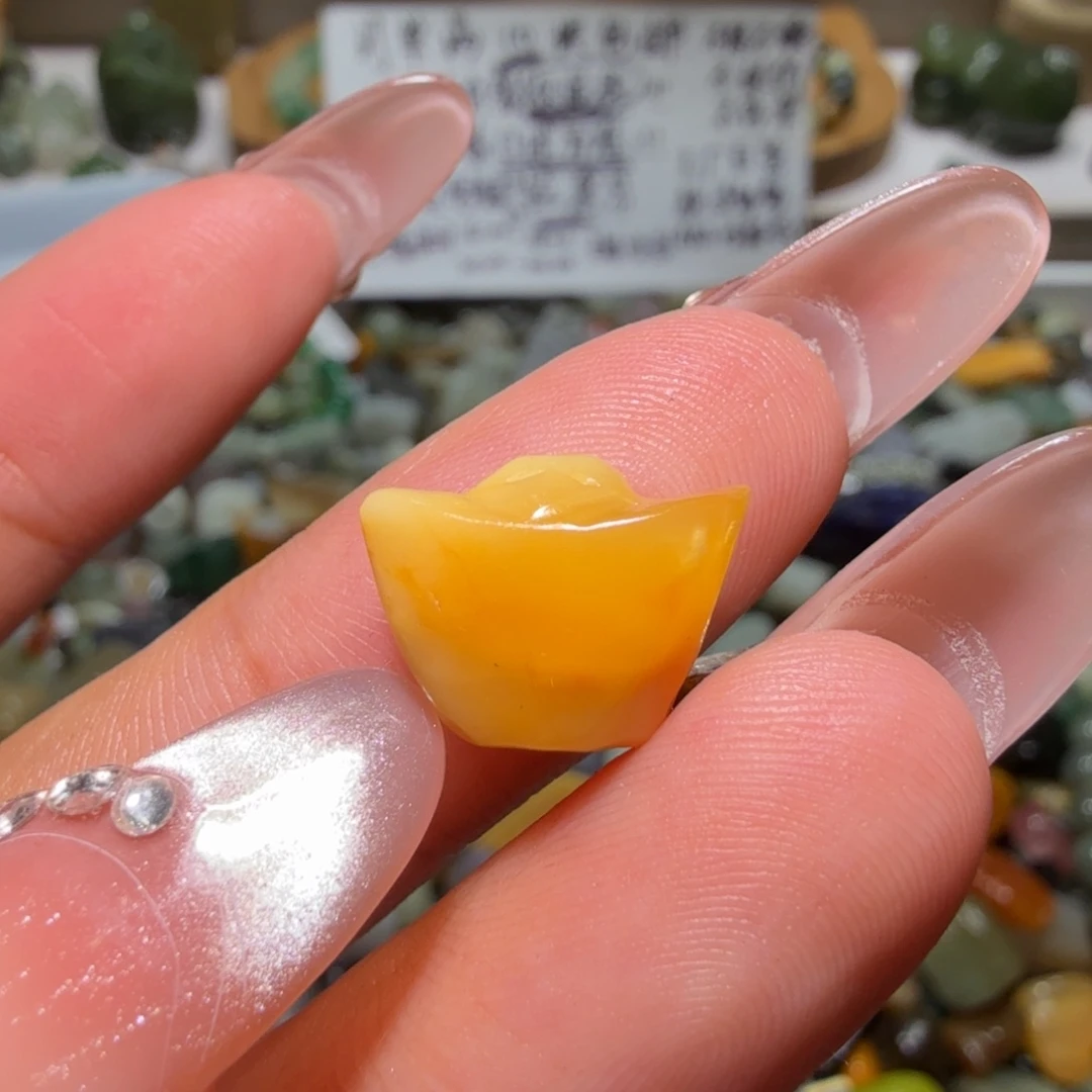 和田玉未镶嵌珠宝奇石