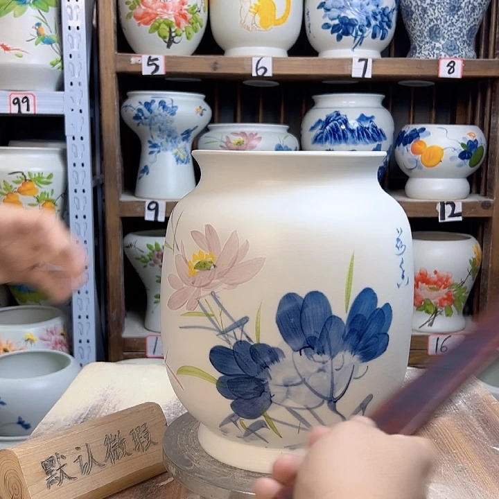 陶冬瓜高27青花荷花陶瓷