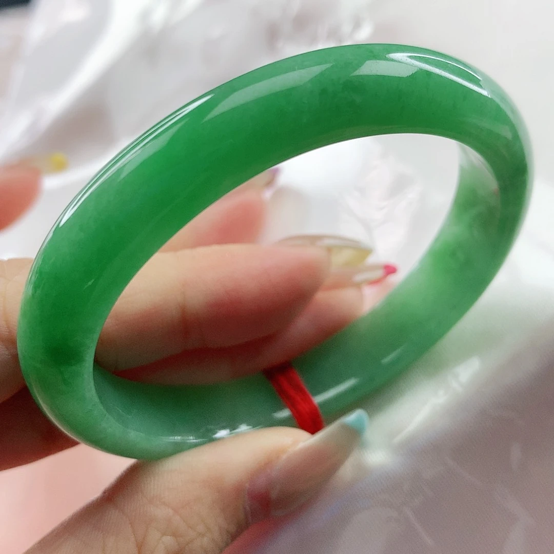 翡翠手镯（贵妃镯）未镶嵌，471