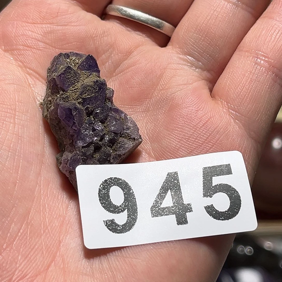 未镶嵌水晶大型摆件（非配饰）