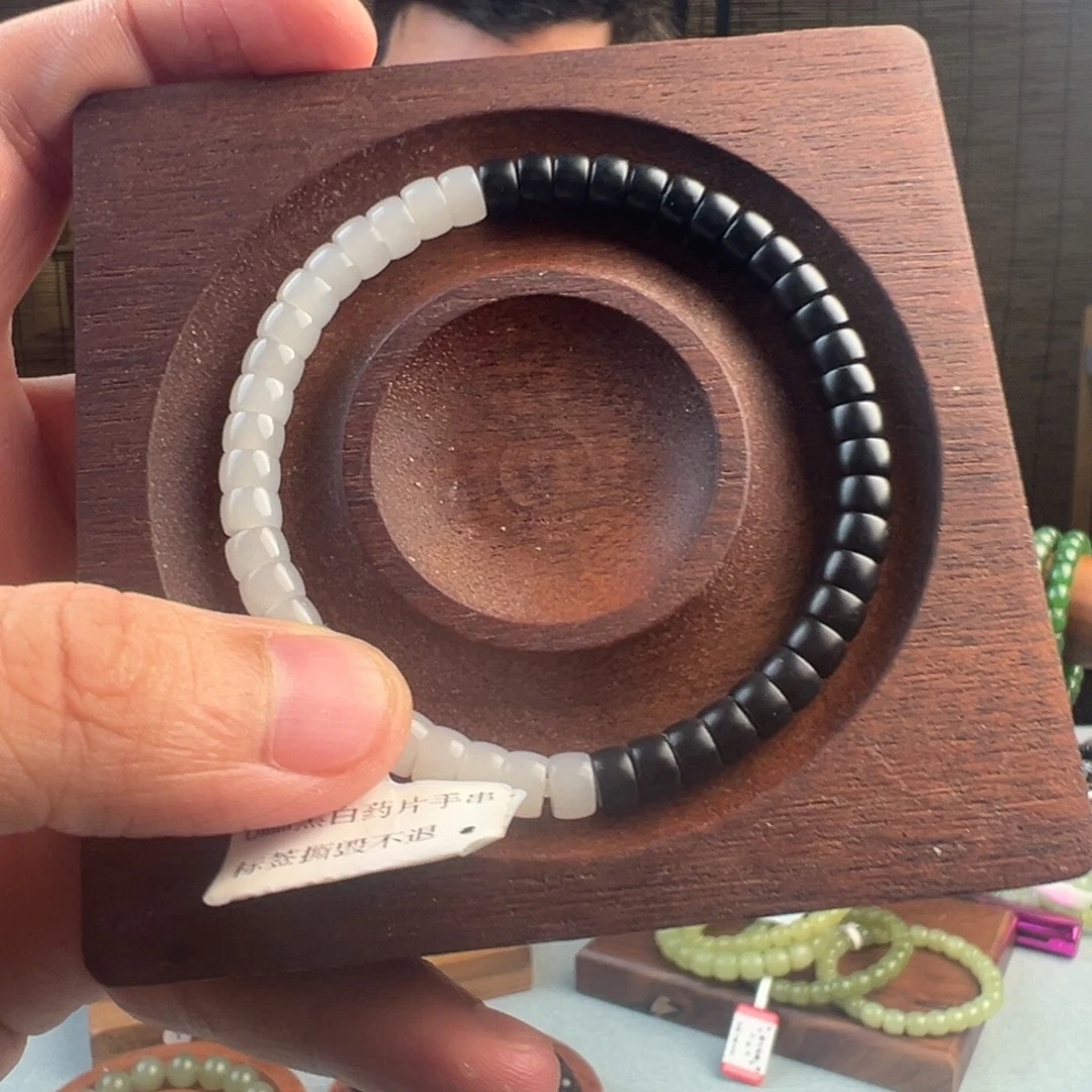 和田玉未镶嵌手链