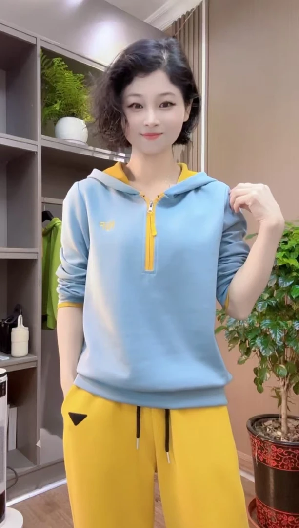 807休闲时尚洋气显瘦帽子打底卫衣