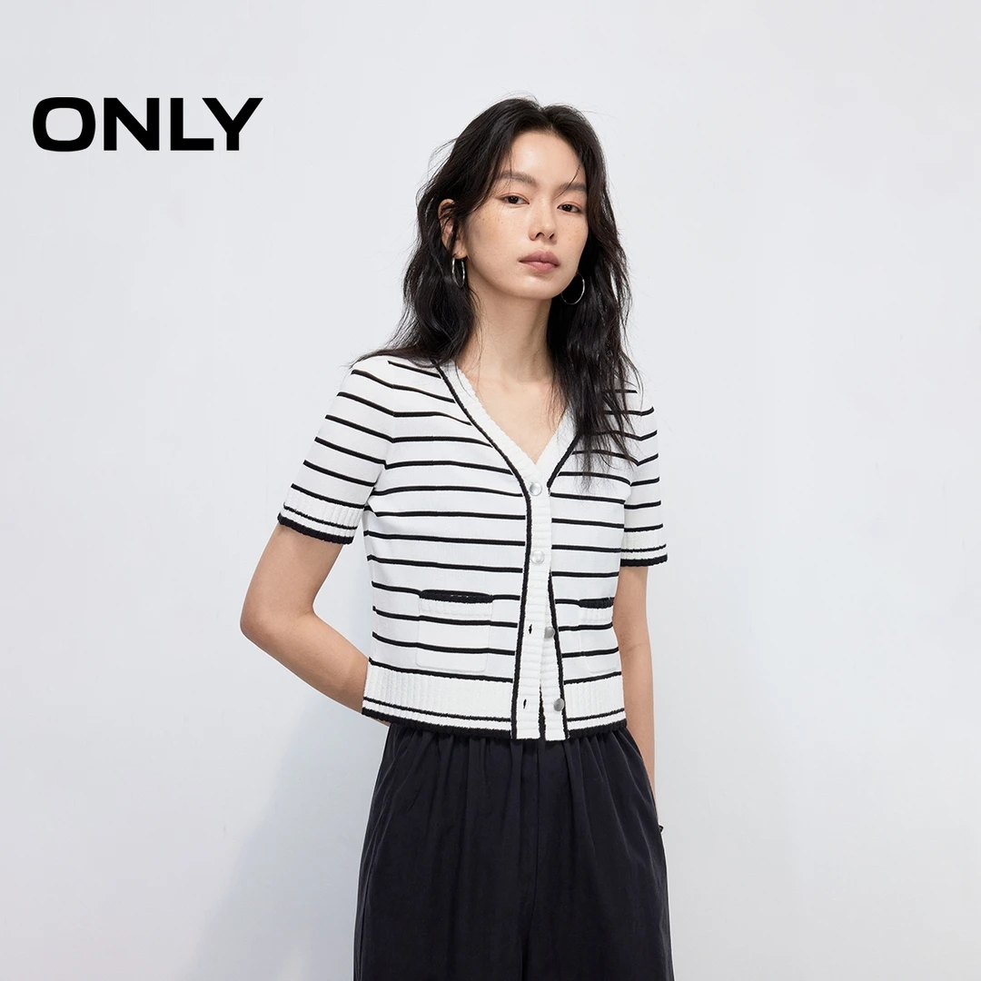 ONLY2025夏季新款经典黑白条纹V领短袖短款针织衫女|12523A008