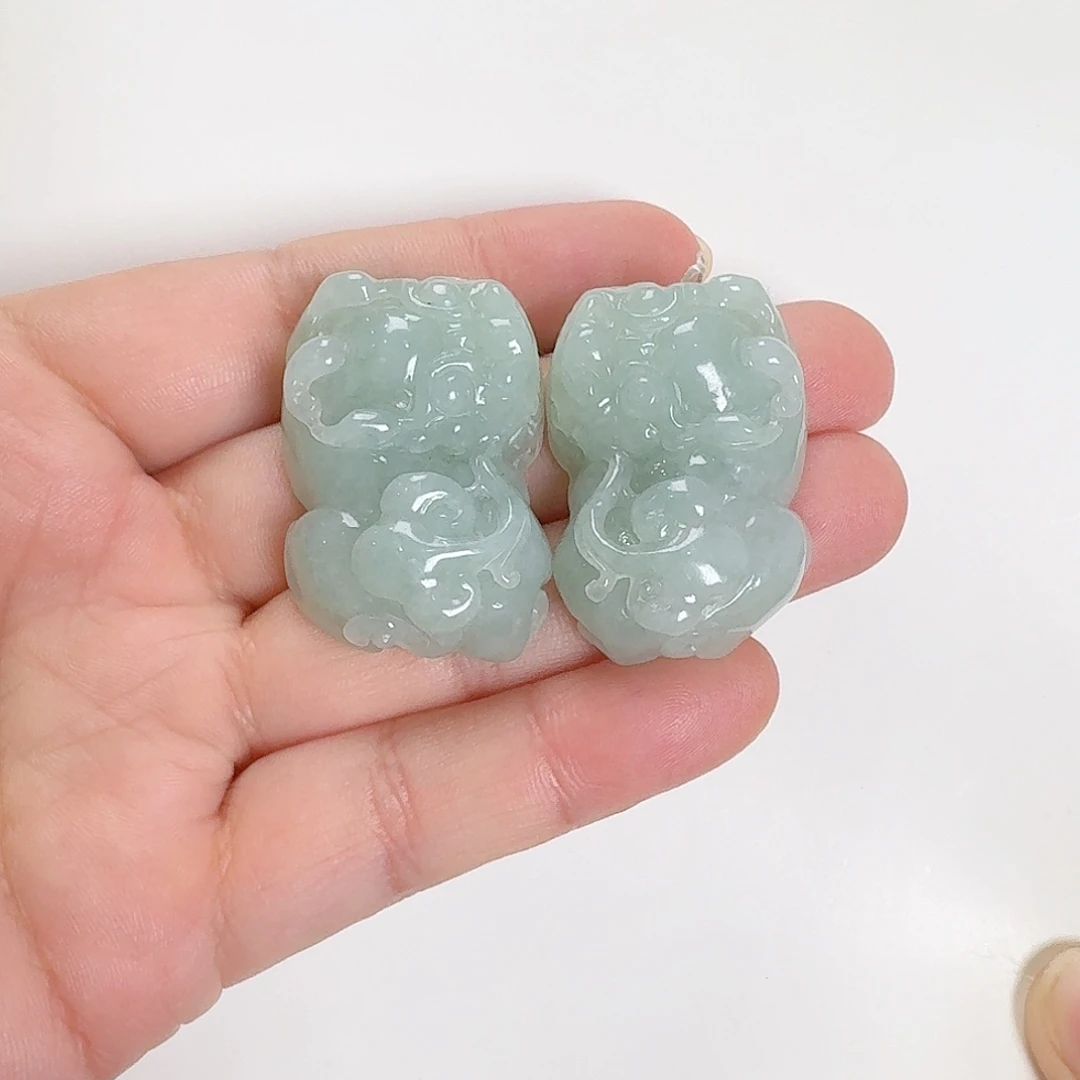 米***朵翡翠未镶嵌颈饰貔貅