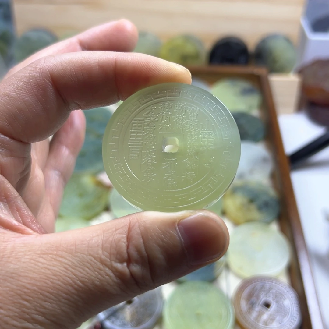 花***香蛇纹石玉合金颈饰