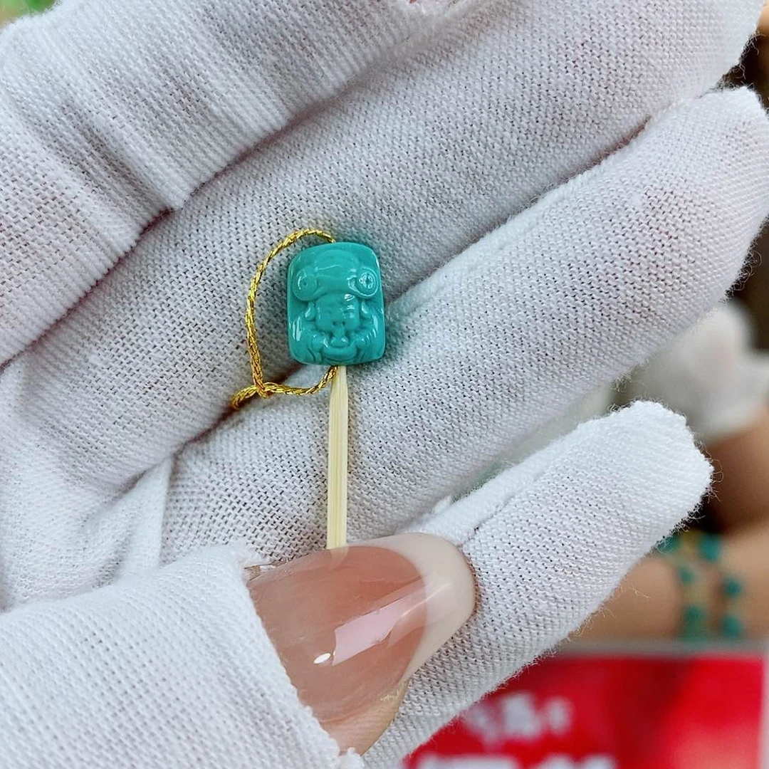 未镶嵌绿松石珠宝奇石