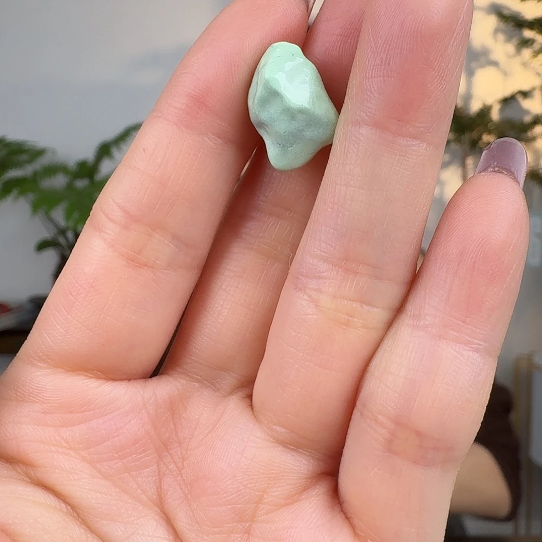 莲***绿松石未镶嵌珠宝奇石