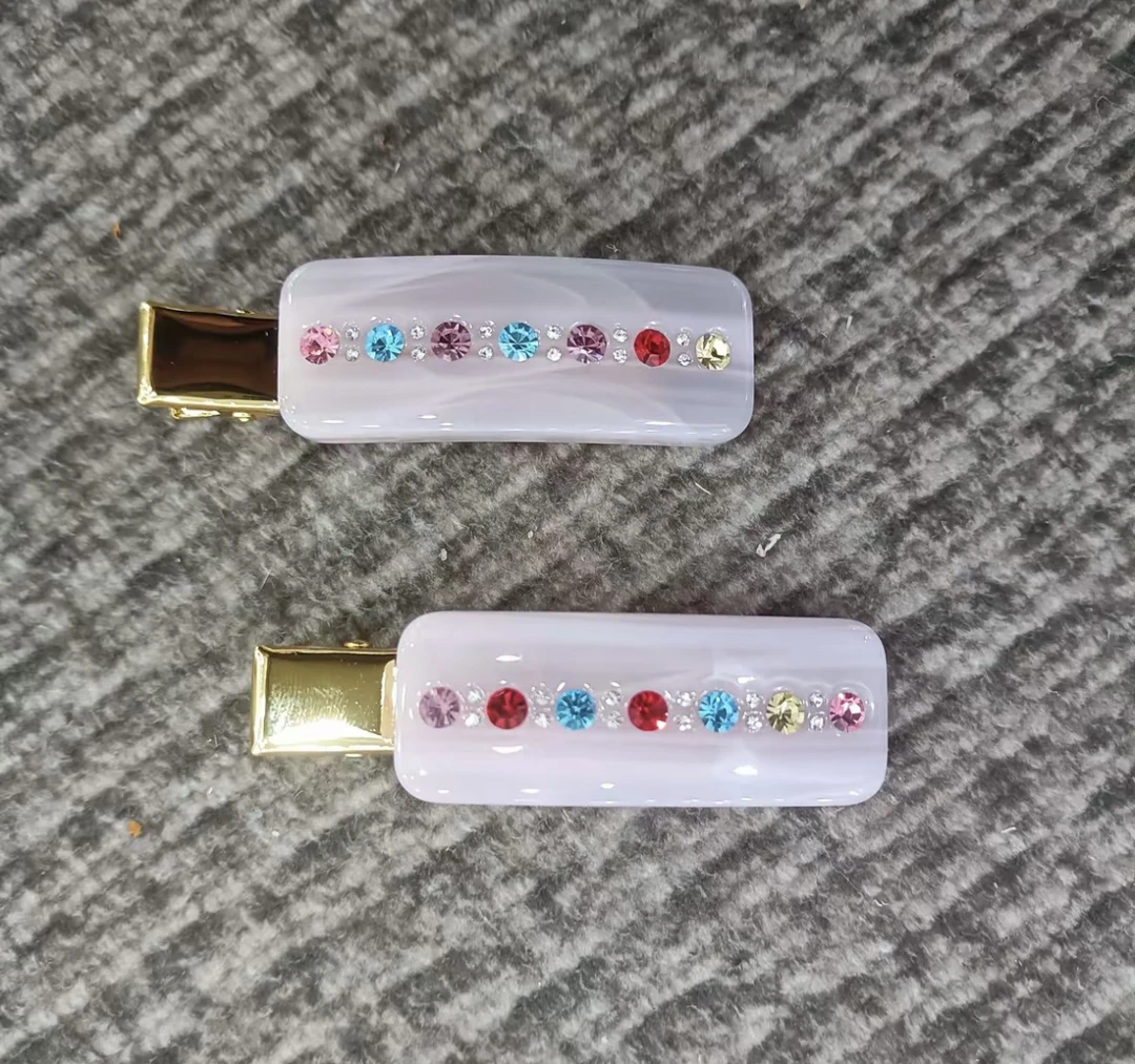[卓菲]5202彩色醋酸镶钻爱心边夹