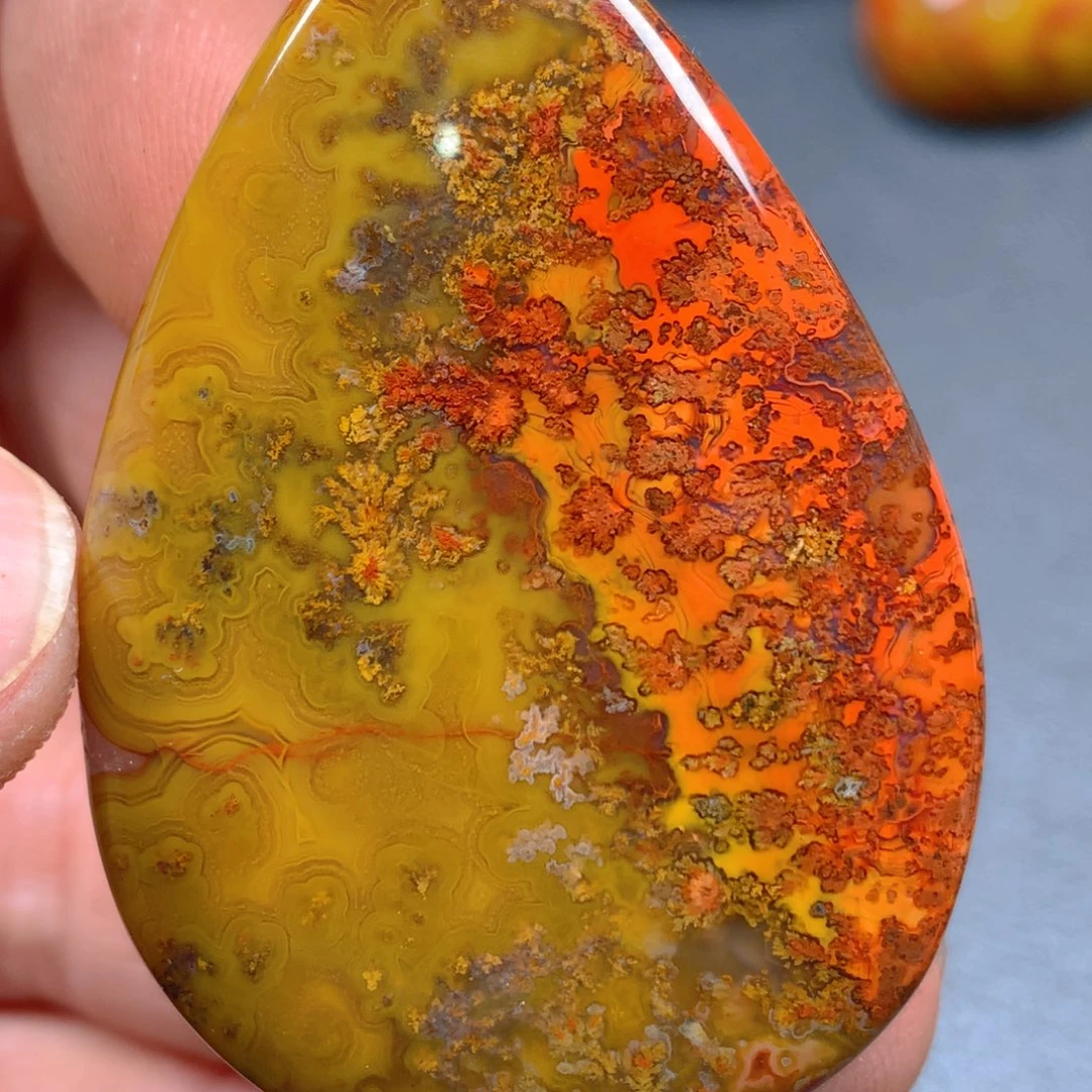 未镶嵌颈饰玛瑙/玉髓寻*