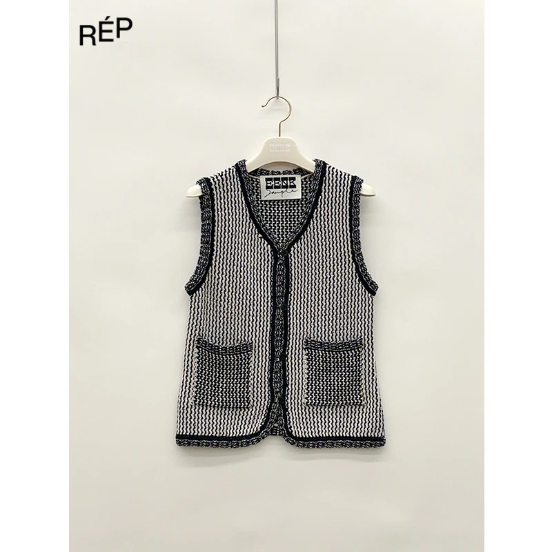 EENK设计师品牌藏青拼白V领针织背心25PS TheREPUBLIQUE买手店