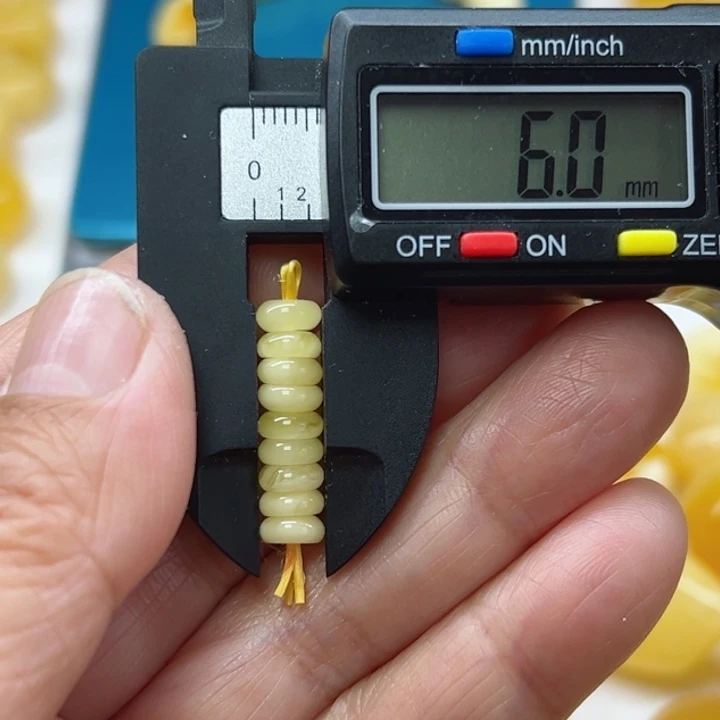 琥珀（矿物珀）裸石未镶嵌