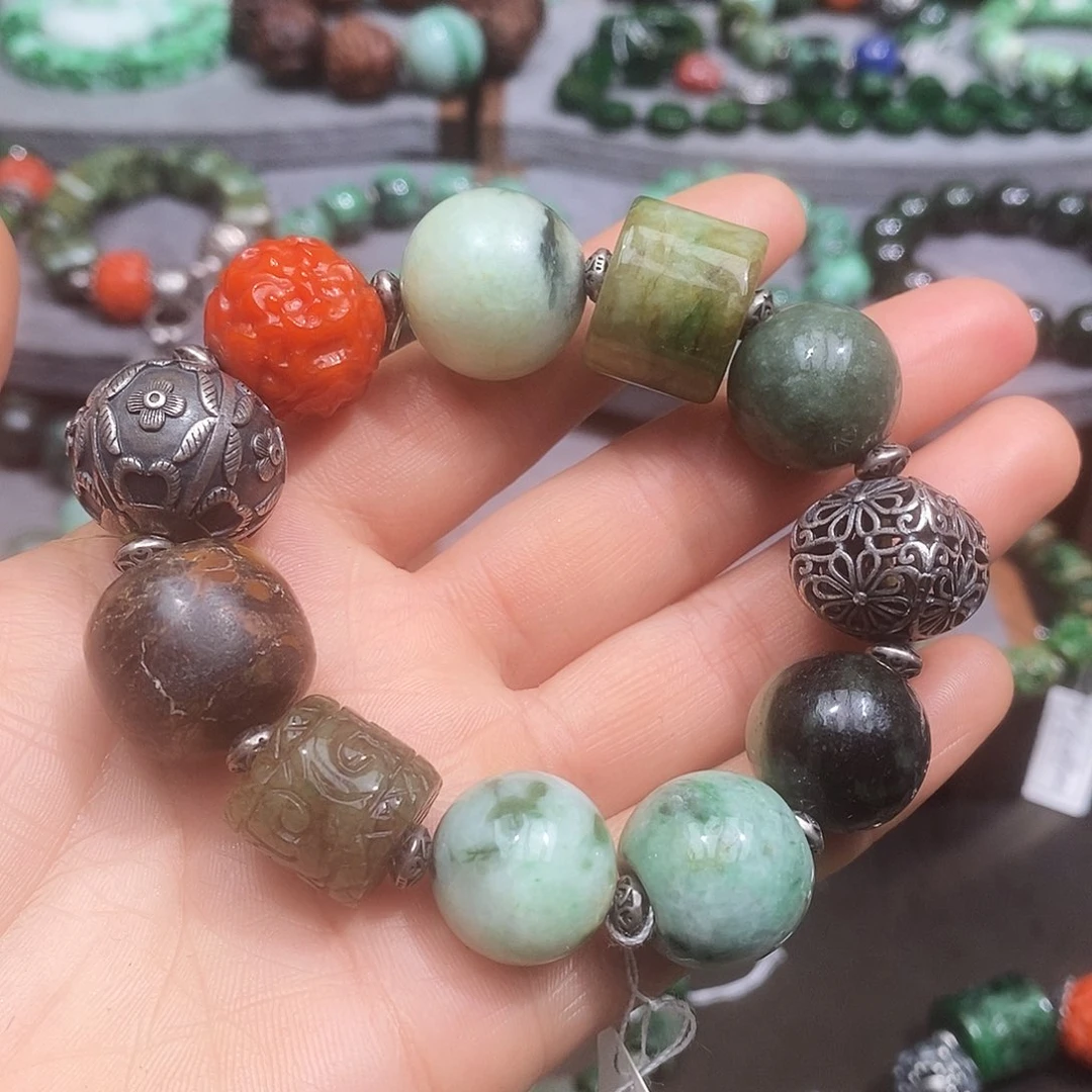 未镶嵌手链翡翠若*漂亮美眉