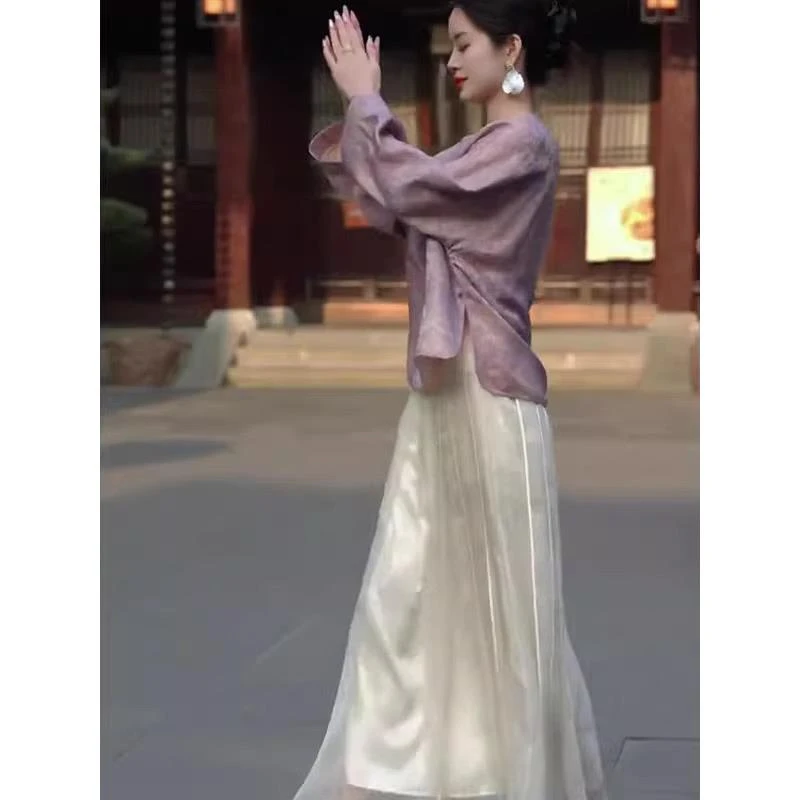今年流行漂亮新中式国风复古高级感超好看盘扣紫色上衣半裙两件套