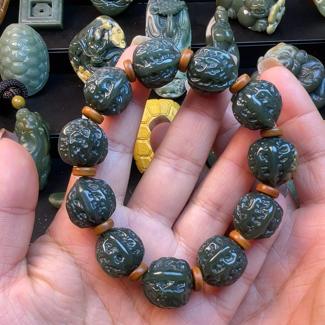 透闪石质玉未镶嵌手链