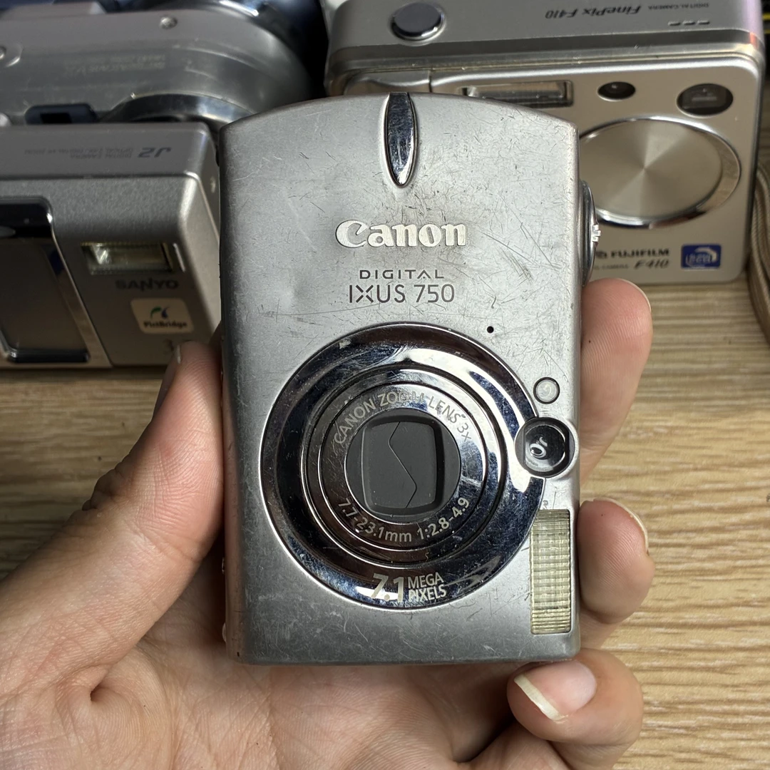 8新 Canon/佳能 佳能IXUS750 功能好用 屏幕老化不影响出片