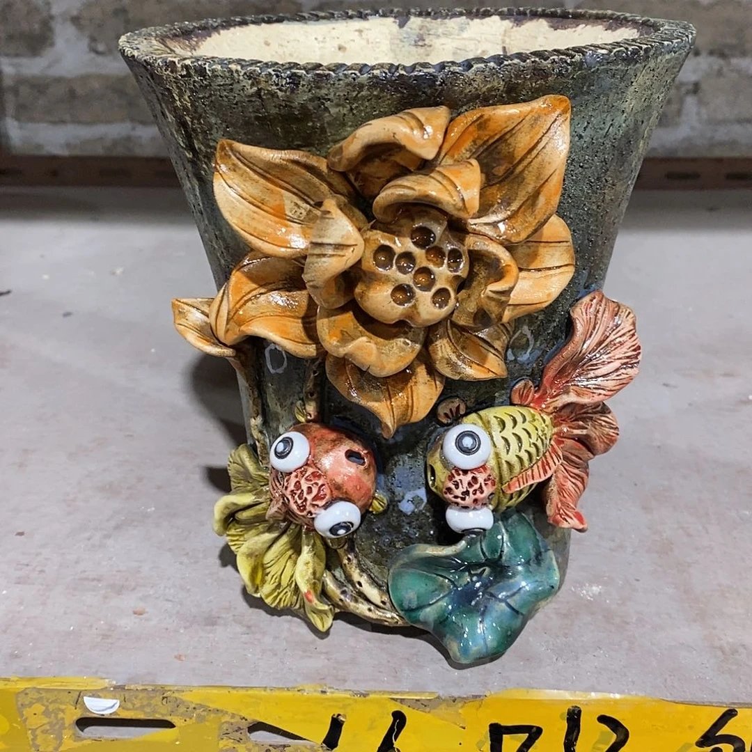 红陶青藤花器多肉花盆