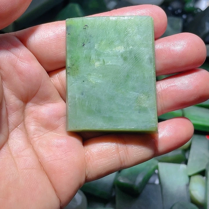 和田玉未镶嵌珠宝奇石