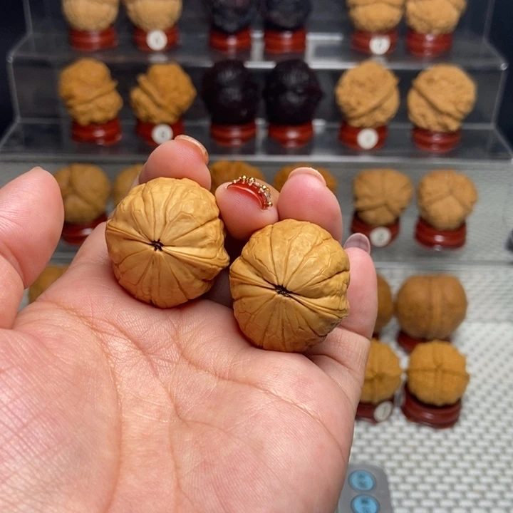 文玩核桃把件铁西瓜7