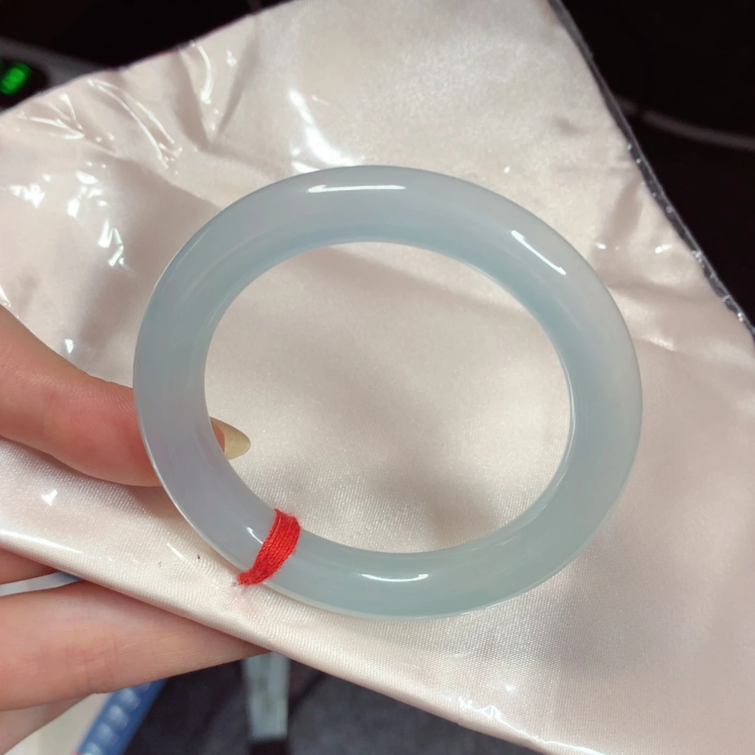 未镶嵌手镯（圆镯）翡翠 50，果冻胶底、零结构，小小