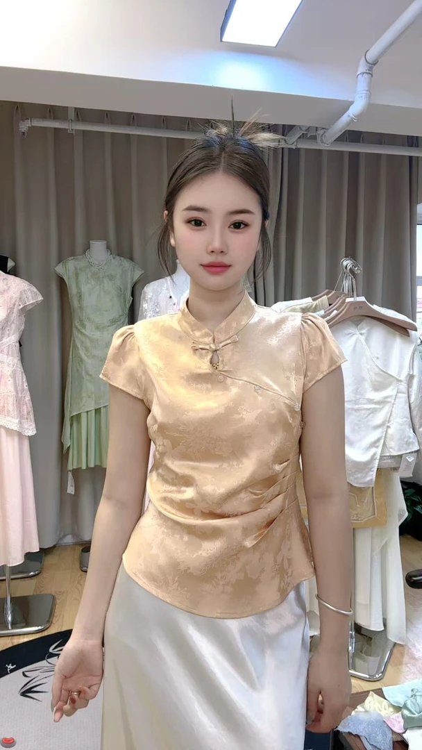 【畅畅】37款新中式气质女2025夏新款收腰显瘦超好看绝美短袖