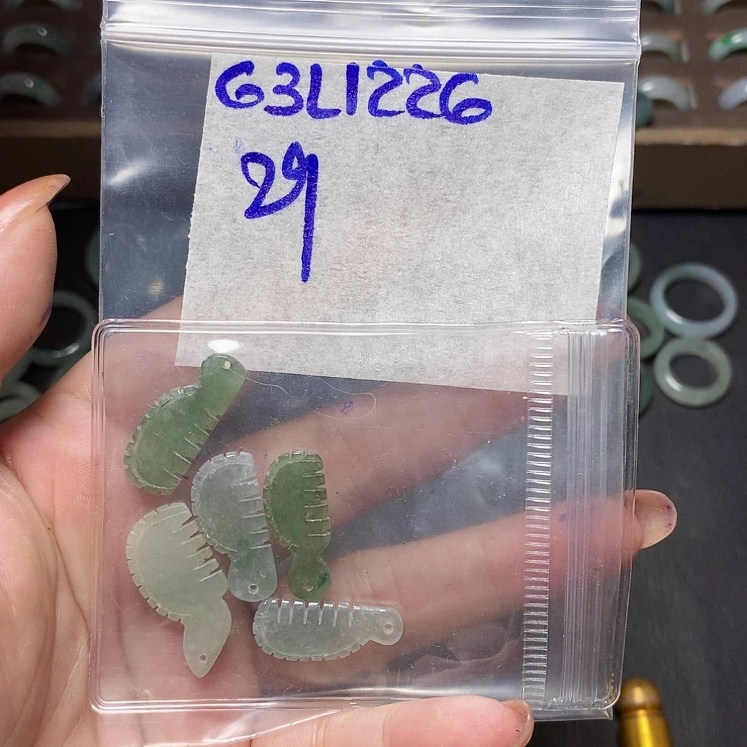 未镶嵌定制翡翠翡翠