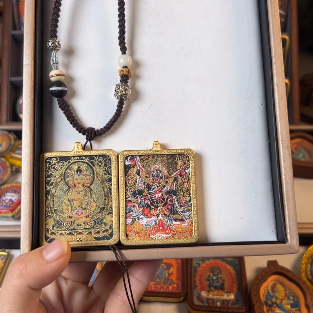 吊坠与**酒装裱画双面铜大日➕六臂