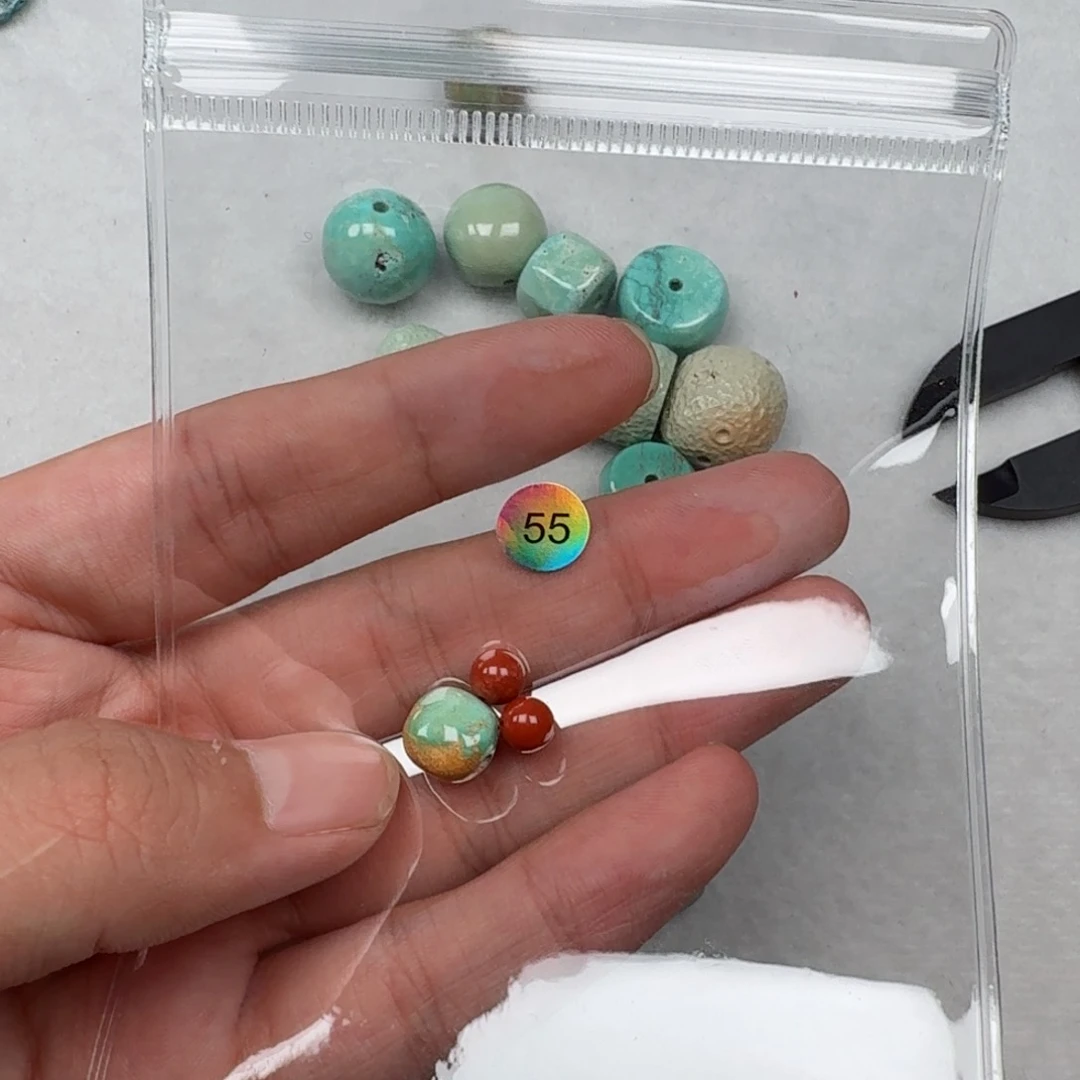 南红玛瑙未镶嵌珠宝奇石