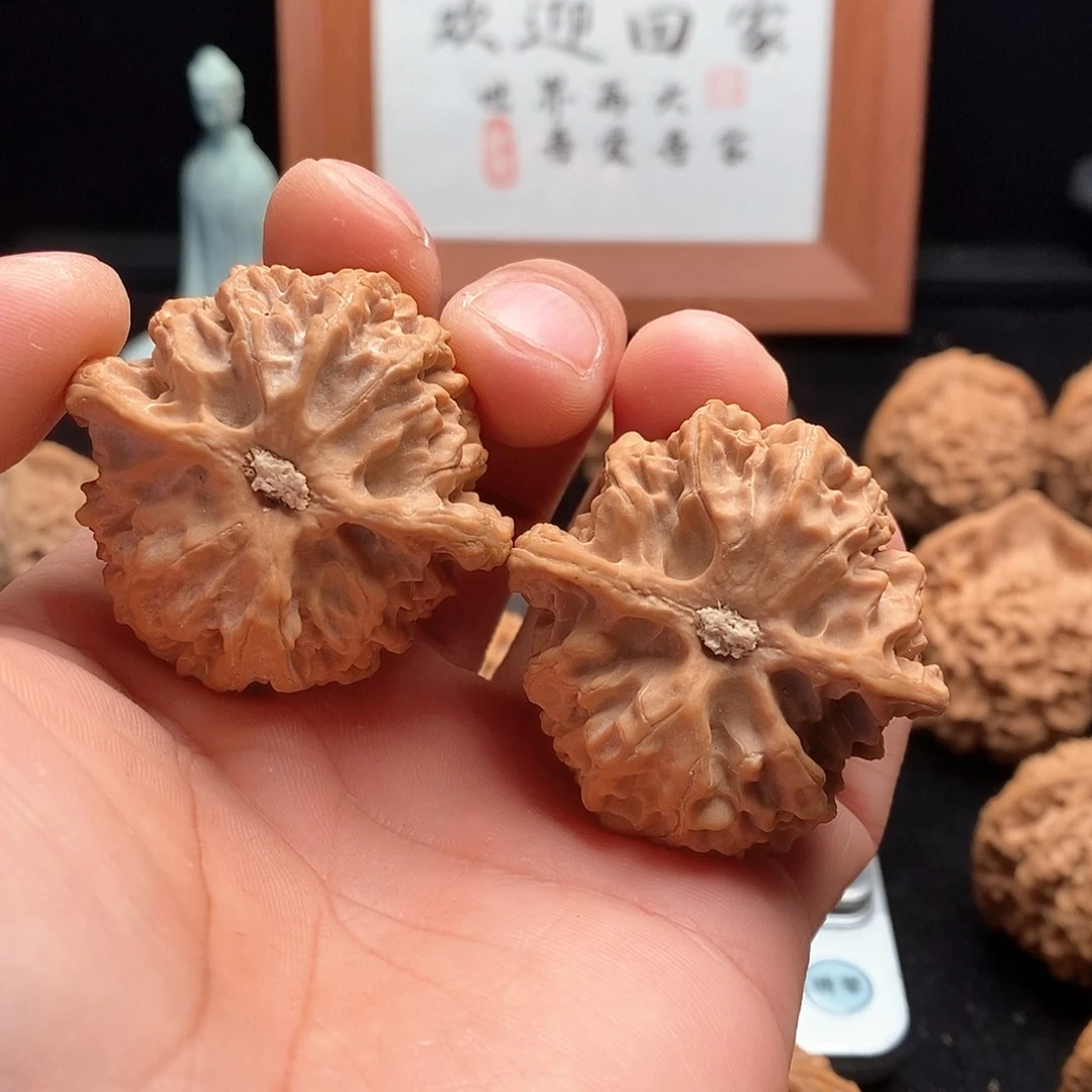 文玩核桃吊坠苹果园42