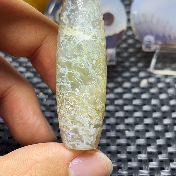 如***果玛瑙/玉髓未镶嵌颈饰