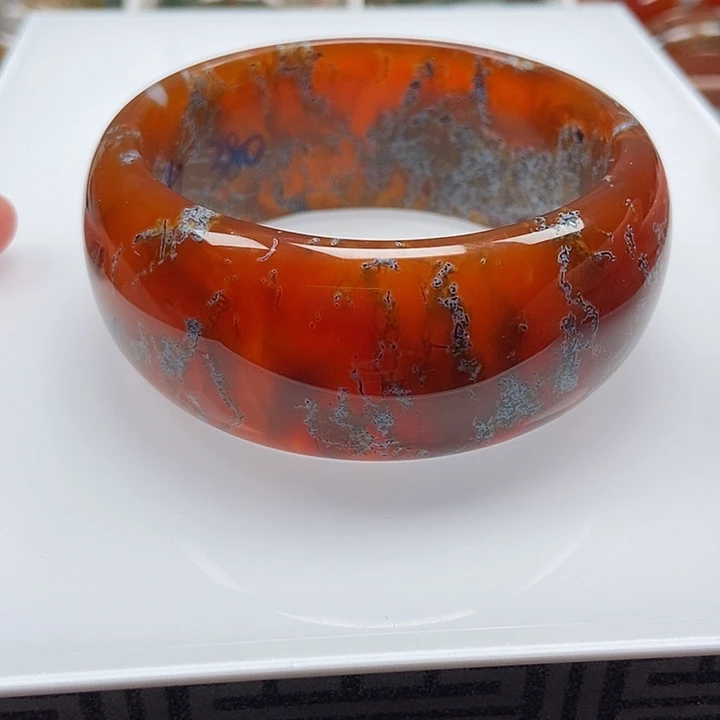 手镯玛瑙/玉髓未镶嵌