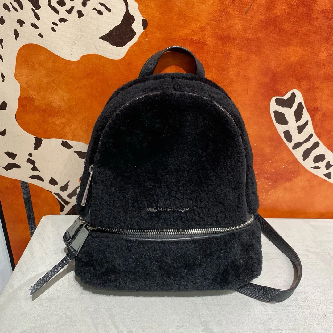 95新 MICHAELKORS/迈克高仕 12794 双肩包