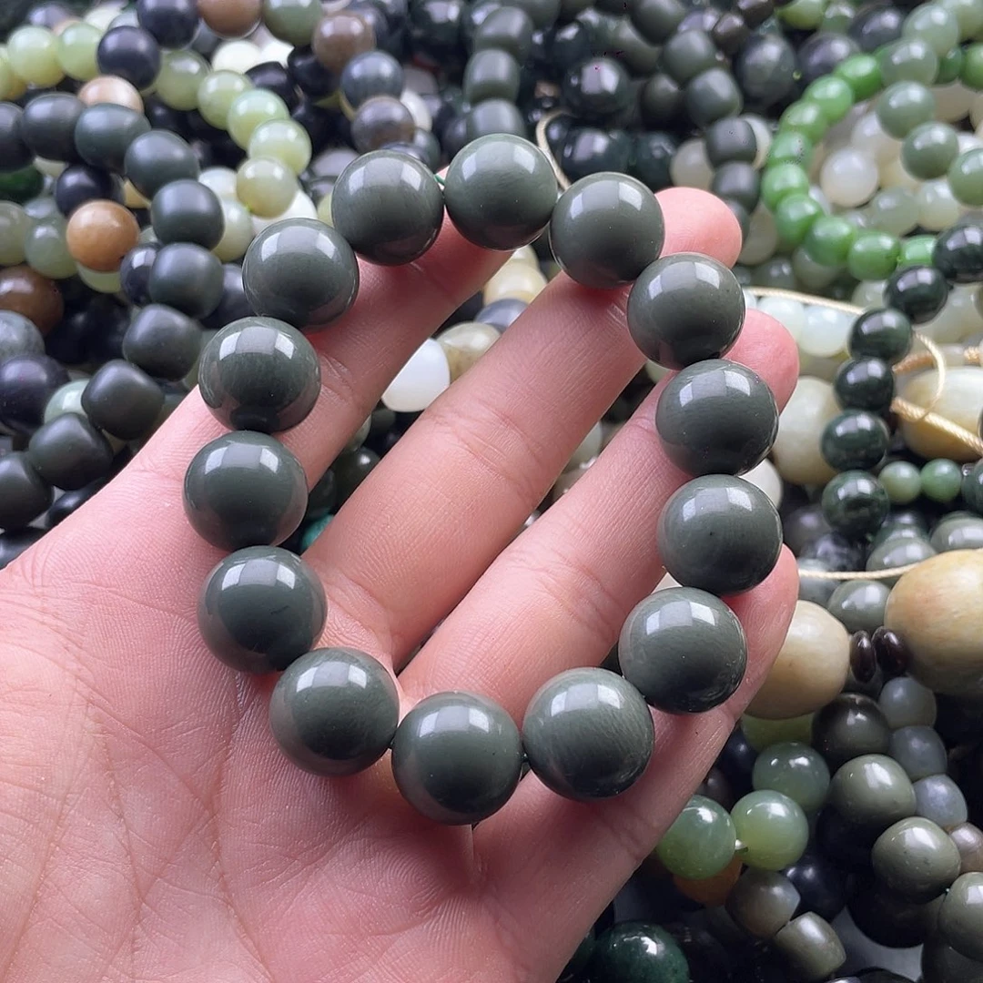 和田玉手串未镶嵌