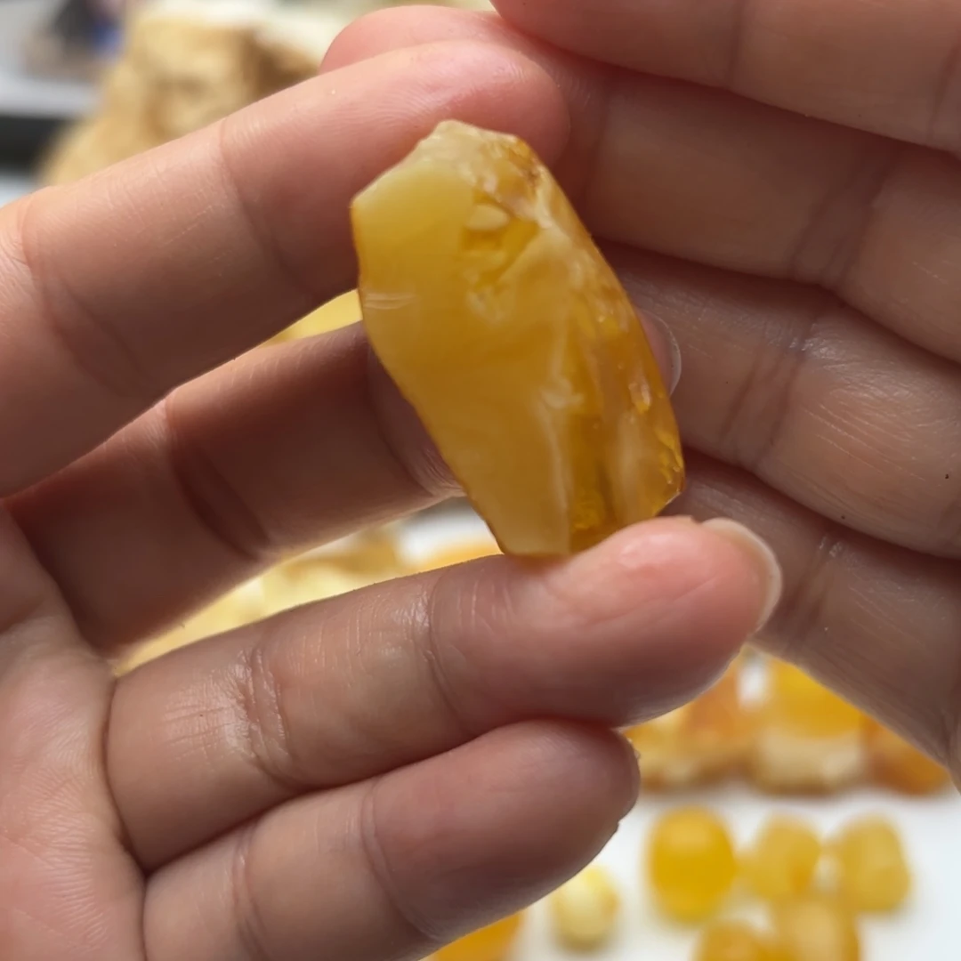 定制琥珀未镶嵌w*j琥珀