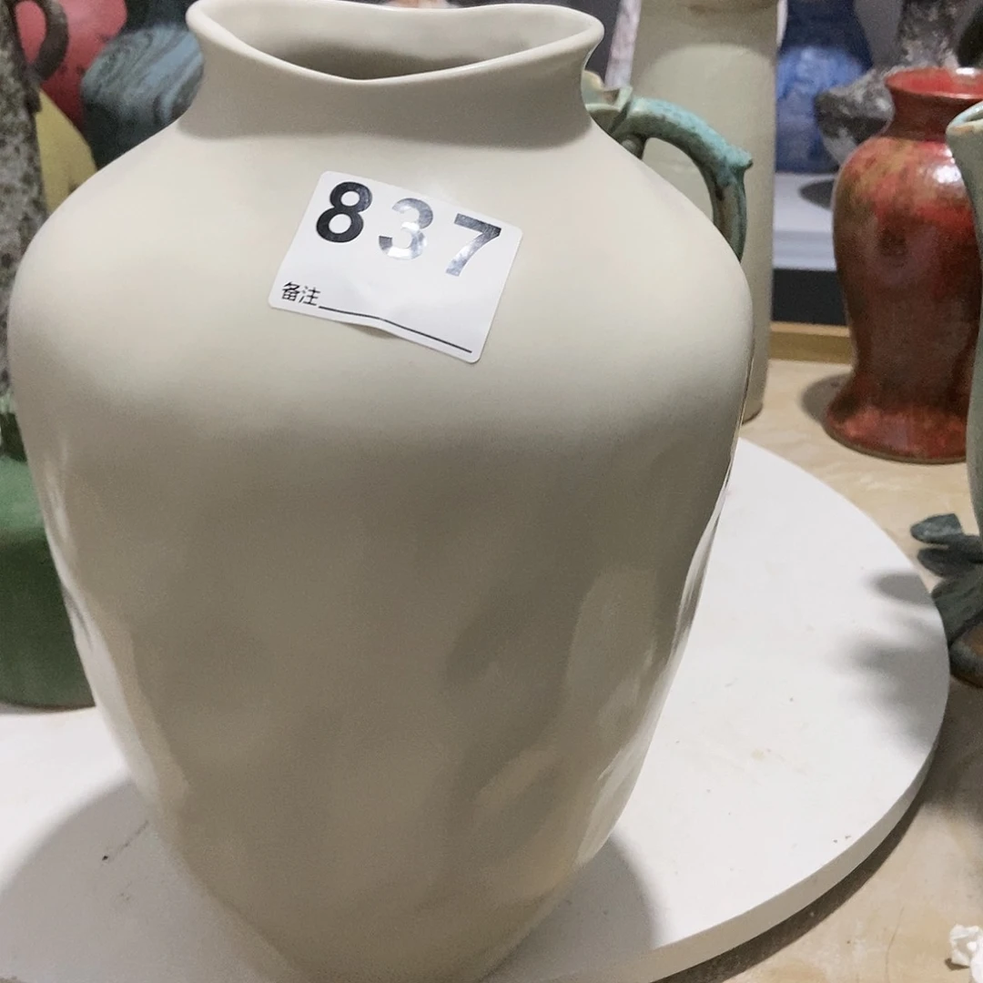 陶瓷L****景德镇花瓶微瑕