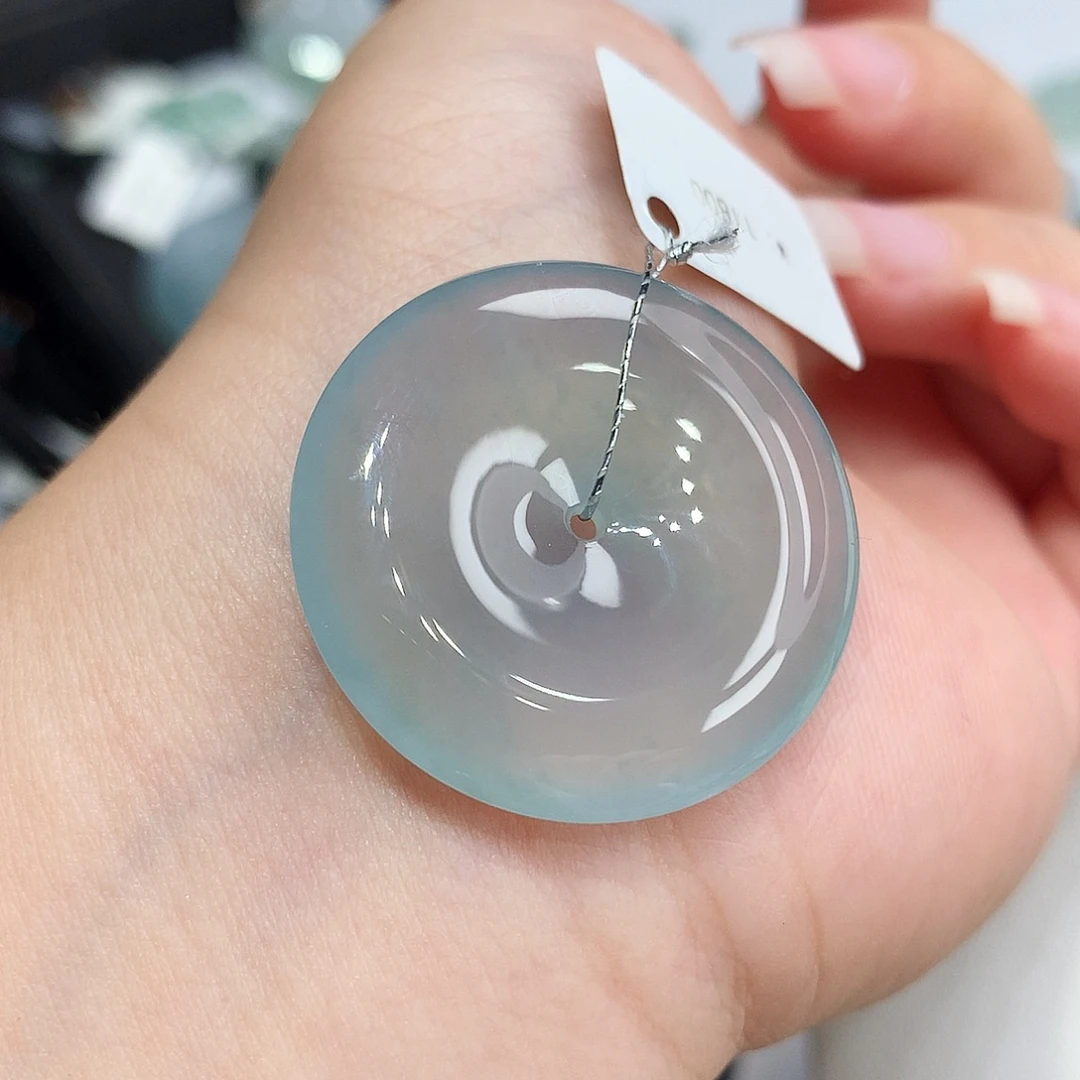 翡翠未镶嵌胸饰翡翠57，29.6/5.3