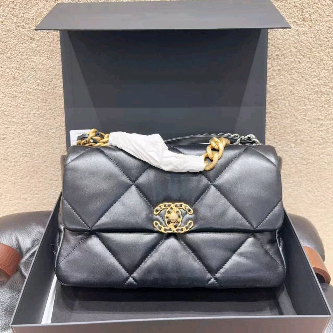 未使用 Chanel/香奈儿 香奈儿/Chanel19bag黑金中号款/箱包/单肩