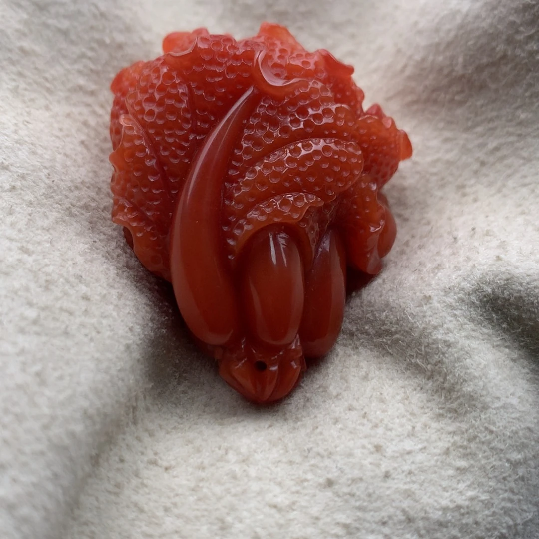 南红玛瑙未镶嵌保山天然原矿南红白菜雕刻件