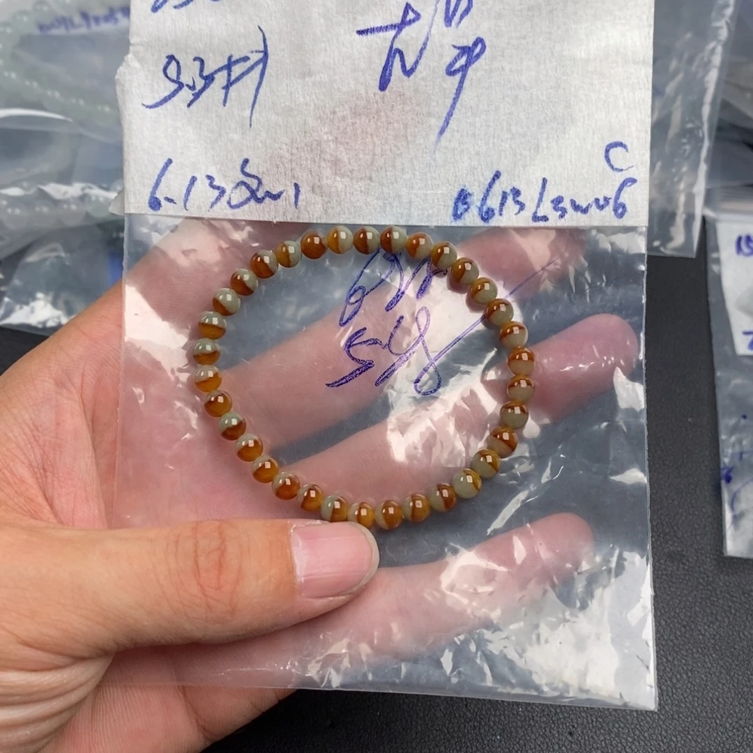 ****早定制翡翠未镶嵌缅甸