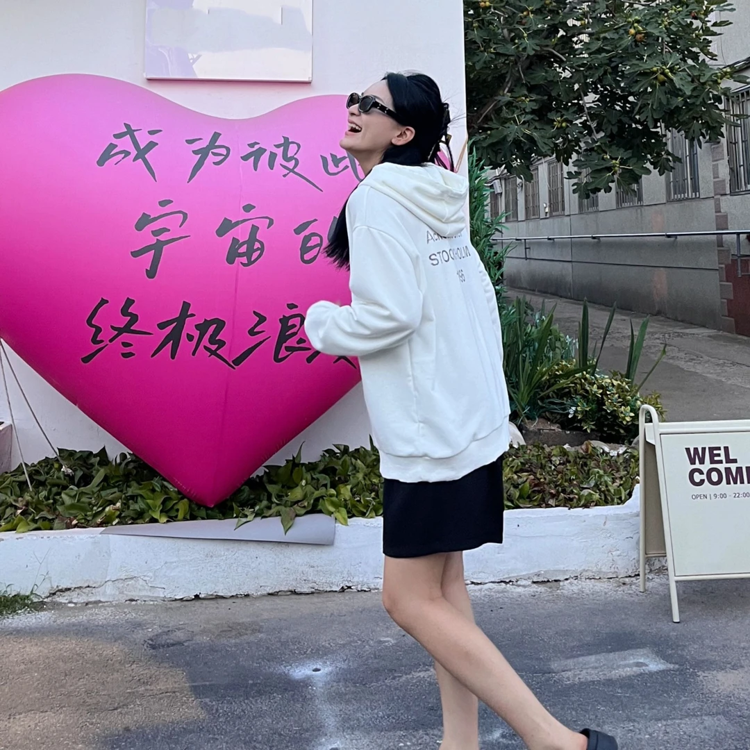 连帽卫衣做旧A*c25ss春季新款