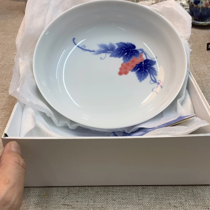 莉****金瓷阁家的美丽瓷器
