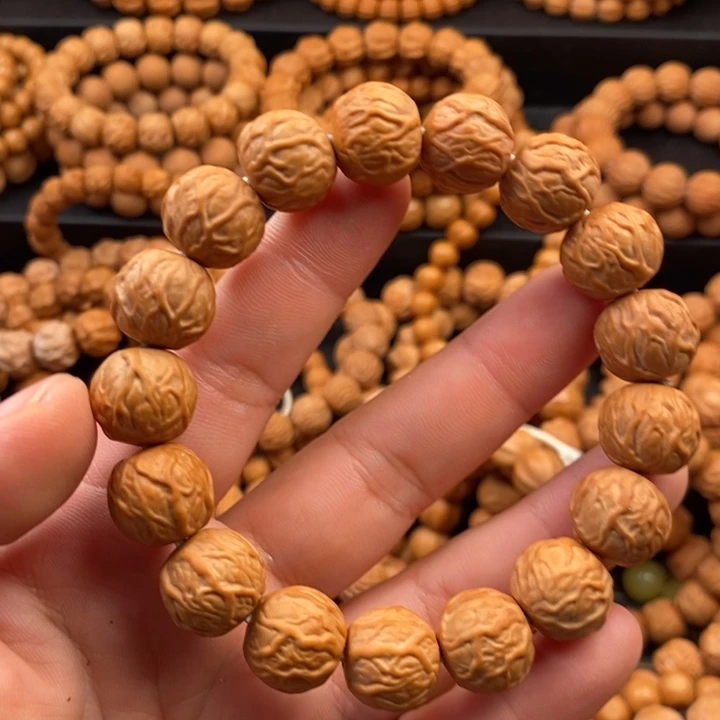 防***微瑕泛油二等大毒液