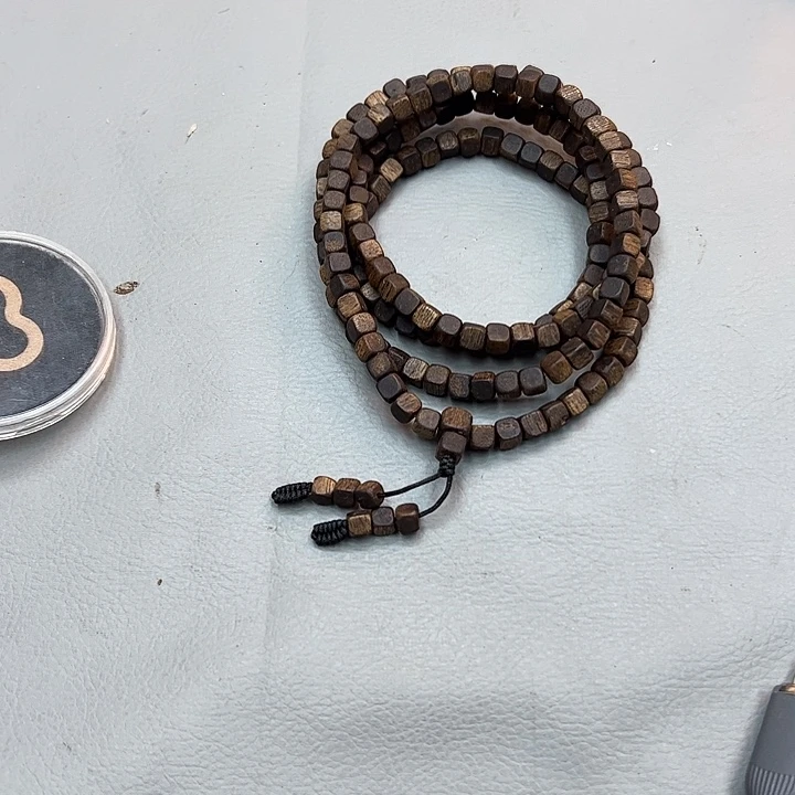 云***天沉香碎屑沉香海南老白棋05mm方珠多圈，19克多样性发一