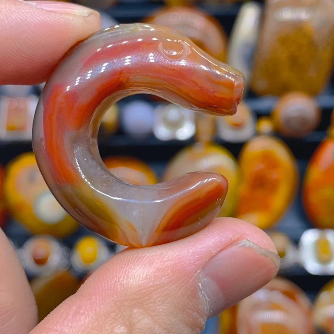 玛瑙/玉髓颈饰未镶嵌一**求