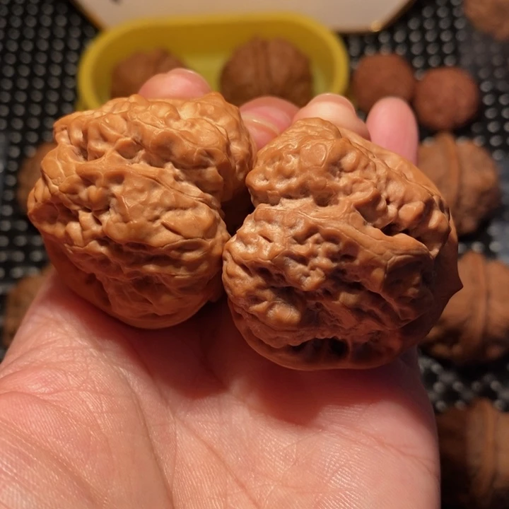 文玩核桃把件大掐腰八蹬腿蛙王