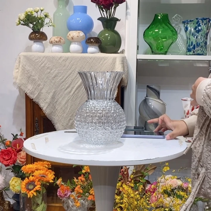 菠萝 有磕口 口12.5高22内口7.5