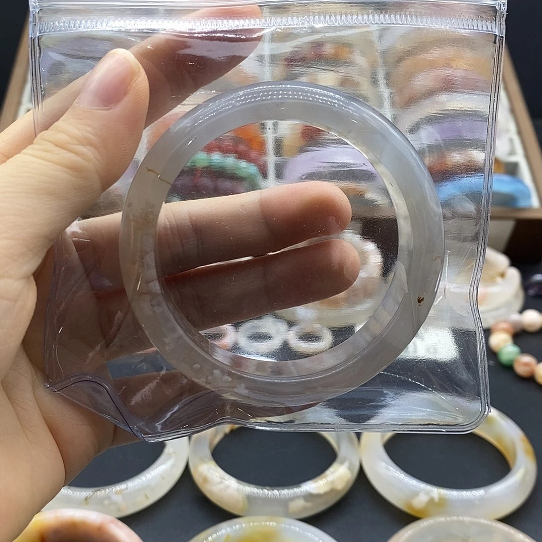 玛瑙/玉髓手镯未镶嵌王*婷