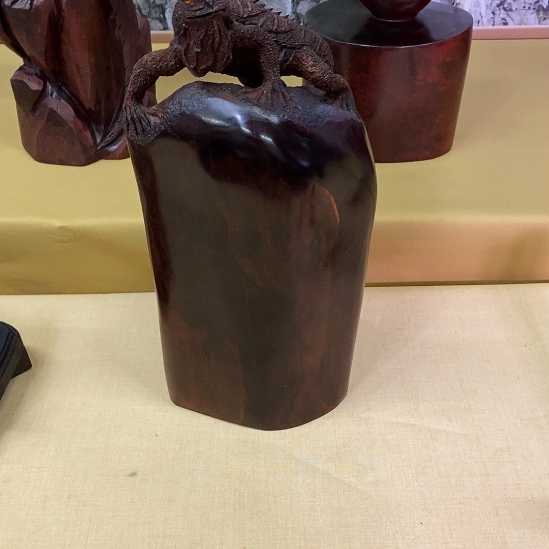 檀香紫檀（小叶紫檀）海*